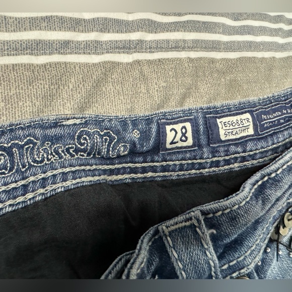 Miss Me Jeans Straight Leg - Picture 9 of 11